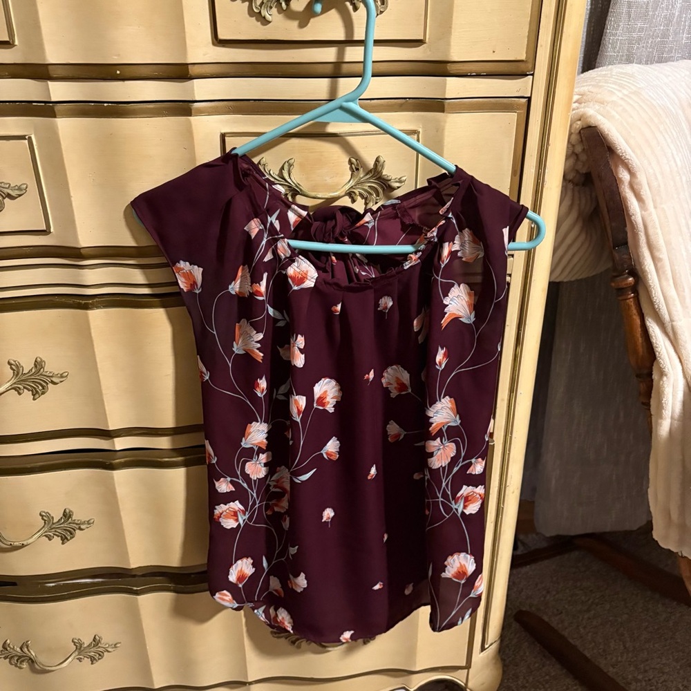 LC Lauren Conrad Burgundy Floral Top